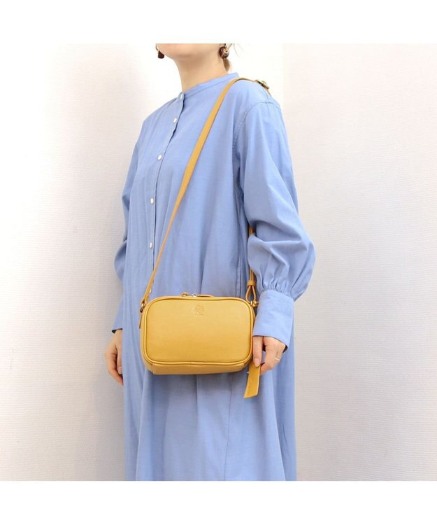 UNBILLION アトランタ ATLANTA / 牛革BOX型ウォレットショルダー イエロー