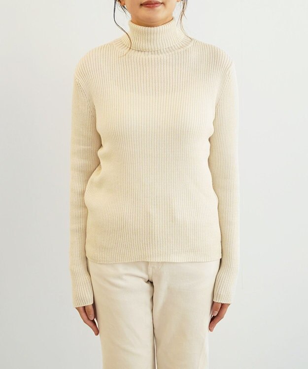 TOQUE 〈大草直子さんアドバイザー〉ベビーアルパカ×シルク ハイネックニット ホワイト