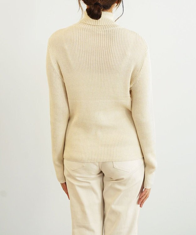 TOQUE 〈大草直子さんアドバイザー〉ベビーアルパカ×シルク ハイネックニット ホワイト