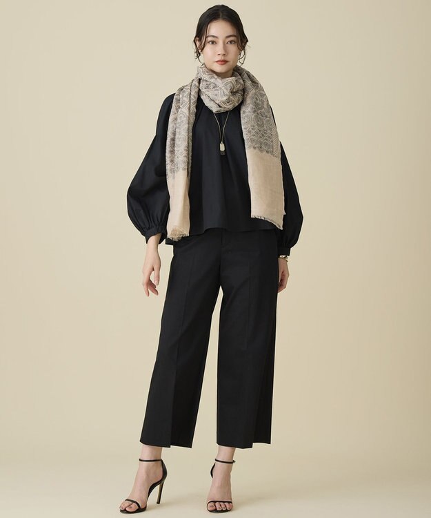 自由区 L コットンサテンクロップド丈ワイドストレート パンツ ブラック