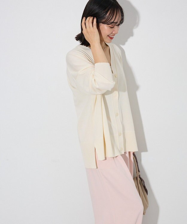 Green Parks ここちニットＶネックカーディガン Ecru