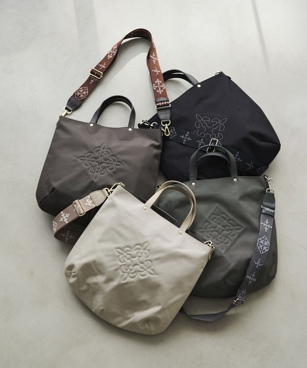 russet 《3/4～価格改定》スリム2WAYトートバッグ <コーデュラナイロン>(CE-1404-WEB) D.Brown