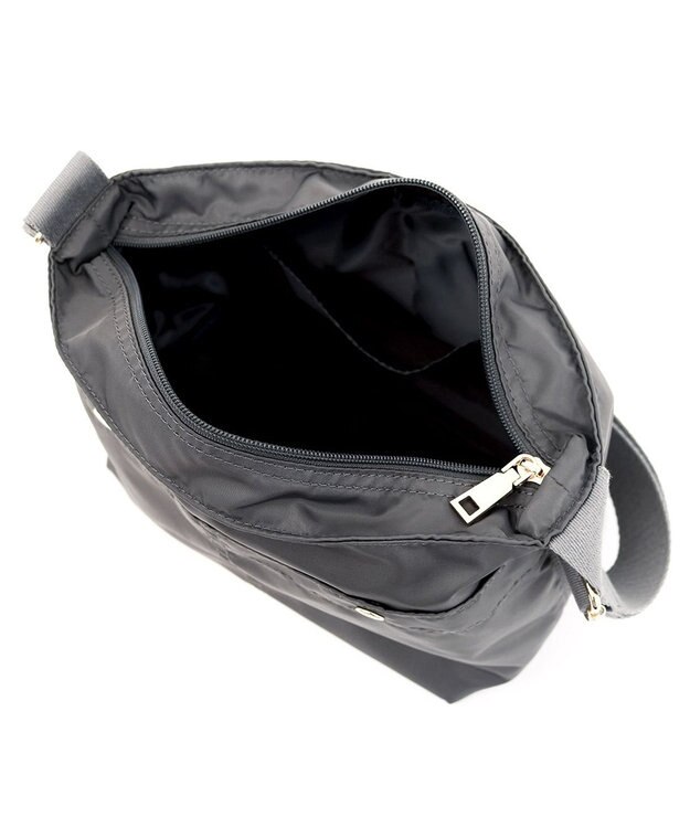 UNBILLION カシュカシュ cachecache / 舟型ナイロンショルダー GY