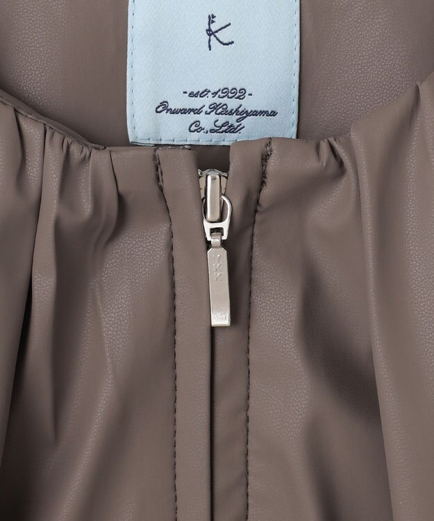 組曲 レザーライクライト ブルゾン モーヴグレー系