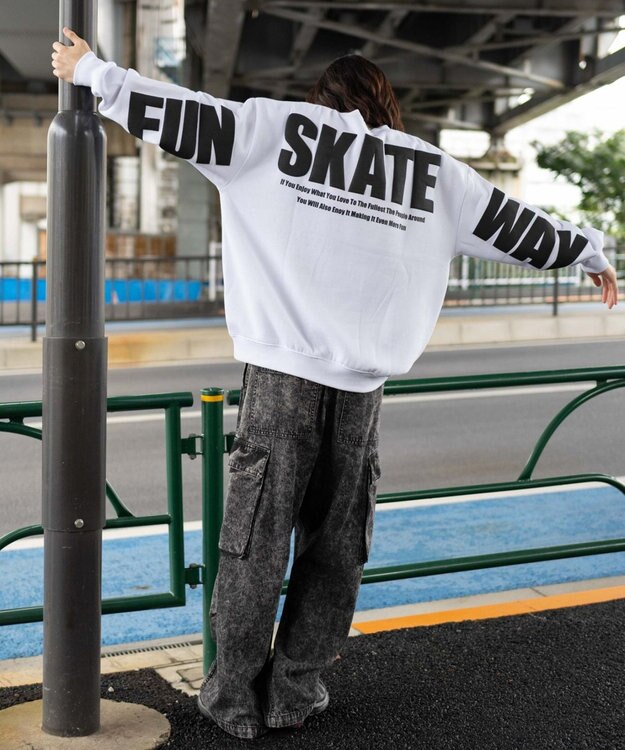 WEGO 【2点SET】アクセ付きストレートラインプルオーバー ホワイト