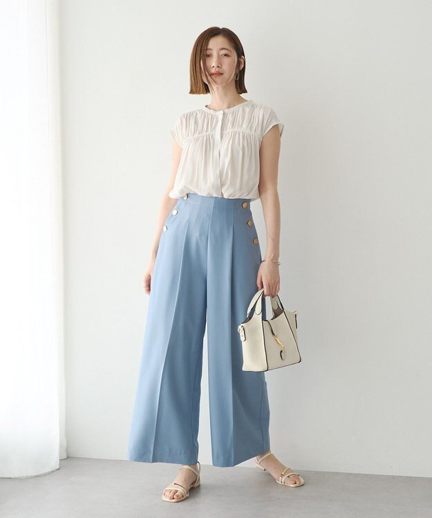 YECCA VECCA <<接触冷感>>フレンチスリーブギャザーブラウス Off White