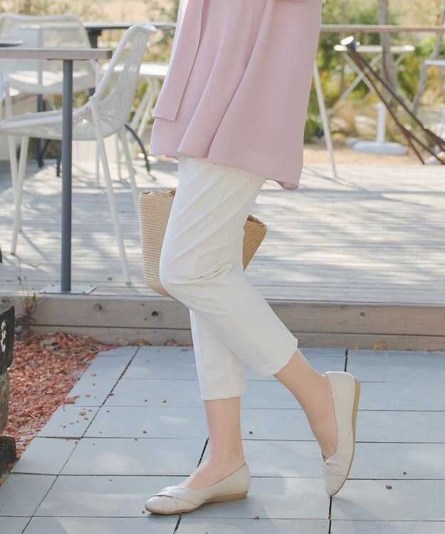 Tiaclasse L 日本製サーラドライ・テーパードパンツ オフホワイト