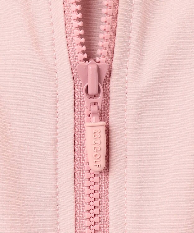 23区GOLF 【WOMEN】シアーストレッチ ショート丈フードベスト ピンク系