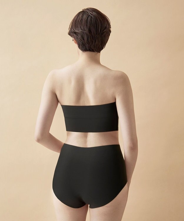 WACOAL ノンワイヤーブラ [GOCOCi][ワコール] ズレにくい 背中の段差を軽減 立体的なバストシルエット ゴコチ ストラップレス レディース CGG583 /ワコール ブラック