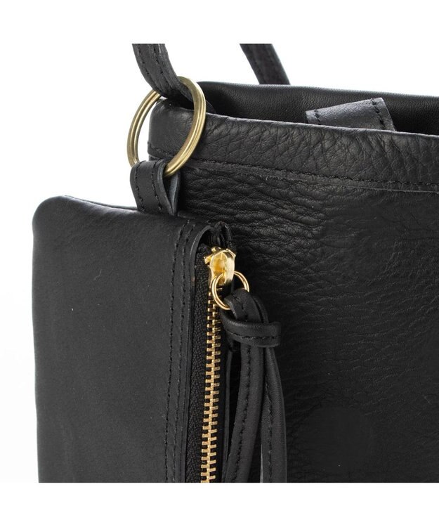 UNBILLION perche フラグメントケース付きモバイルショルダー ブラックドット