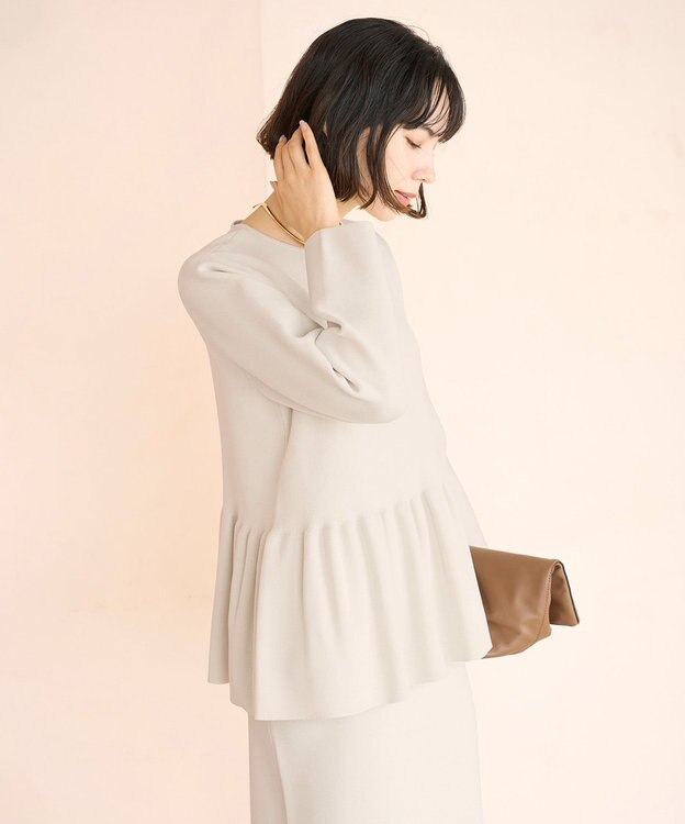 UNFILO BEAUTY FORM KNIT ペプラムセットアップ グレージュ