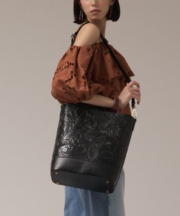 GRACE CONTINENTAL Bucketbag ブラック