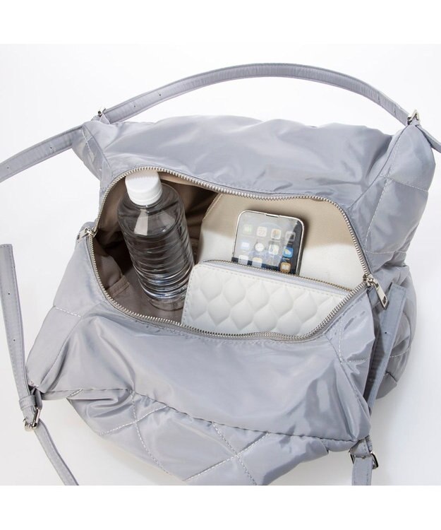 UNBILLION カシュカシュ cachecache / ナイロンキルティング2本手ホーボーバッグ ライトグレー