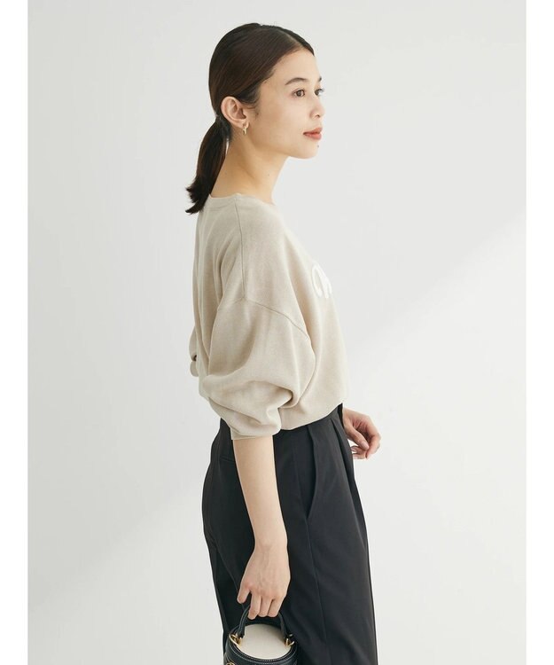 Green Parks さがら刺繍入りニットプルオーバー Beige