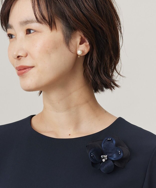 J.PRESS LADIES シアー コサージュ ネイビー系