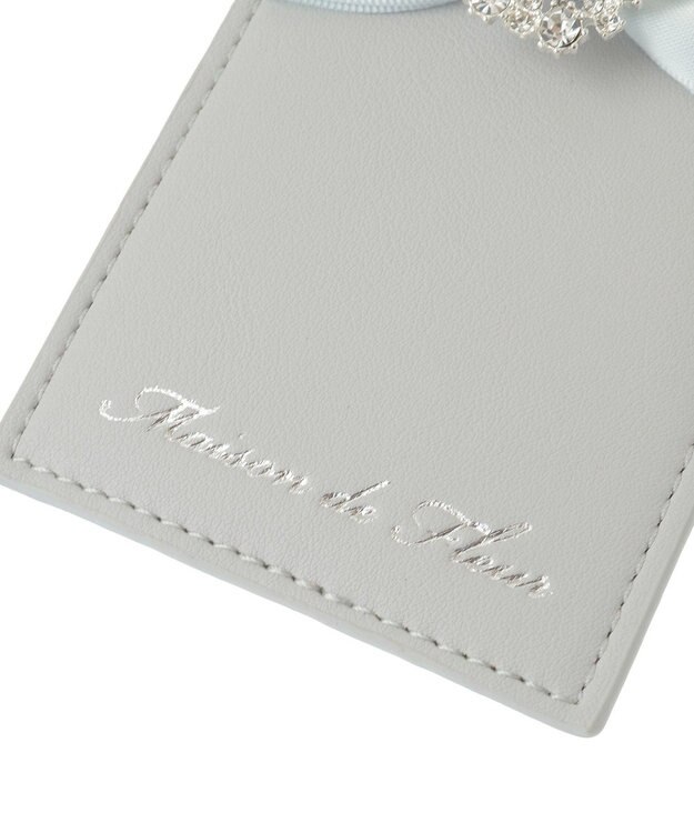 Maison de FLEUR リール付きビジューリボンパスケース Light Blue