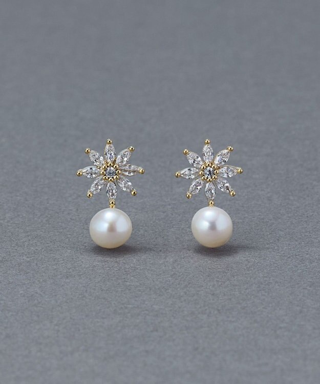 Phoebe クリスタルペタルパールピアス ゴールド