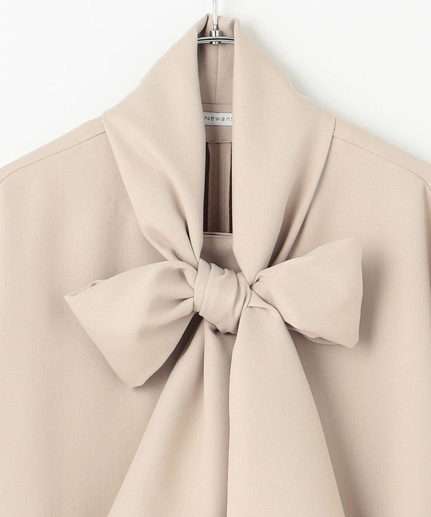 #Newans 【洗濯機可】ビックリボンパウダリーブラウス ベージュ