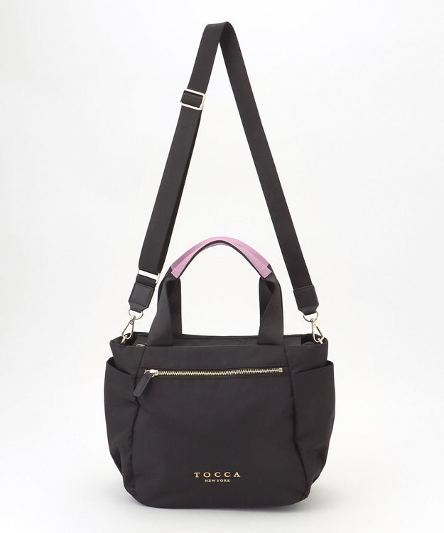 TOCCA 【サスティナブル素材・撥水・WEB＆一部店舗限定】NUOTO NYLON TOTE トートバッグ ブラック（ショルダー紫ピンク）