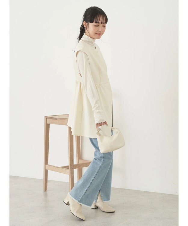 earth music&ecology ペプラムジレ Ivory