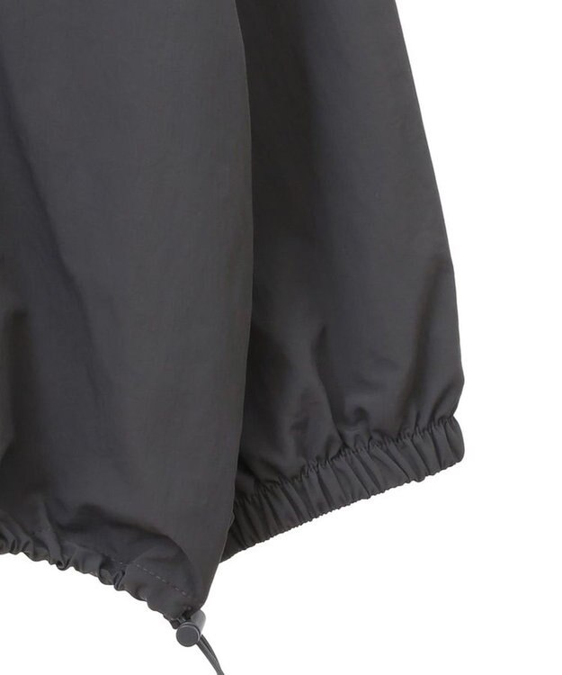 Green Parks ナイロンロゴＶネックプルオーバー Charcoal Gray