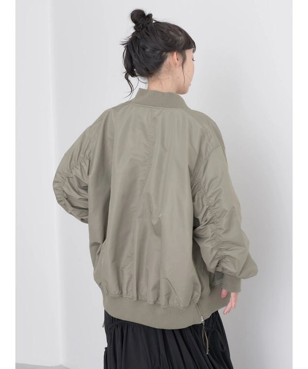 earth music&ecology ＢＩＧ　ＭＡー１ Khaki