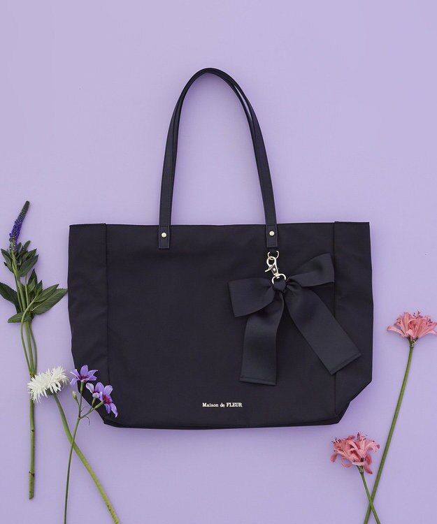 Maison de FLEUR リボンチャーム付き3ルームトートバッグ Black
