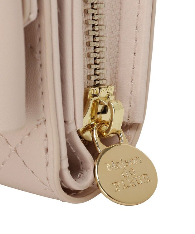 Maison de FLEUR キルティングFリボンウォレット Pink