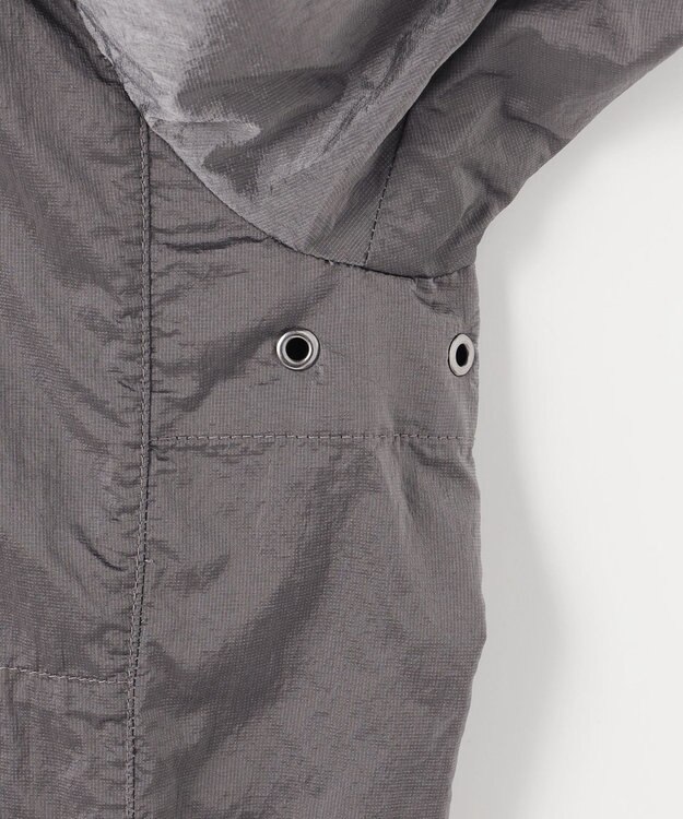 JOSEPH ABBOUD MOUNTAIN 【軽量/ECO撥水/ポケッタブル】ヴィンテージナイロンシャンブレーパーカー ライトグレー系