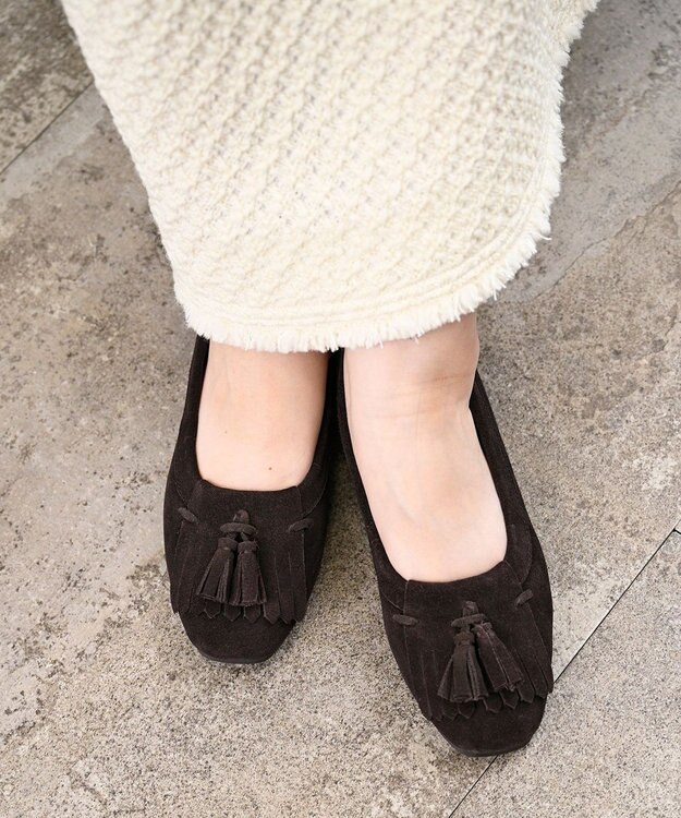 APOM キルトタッセルフラット15 ダークブラウンスエード