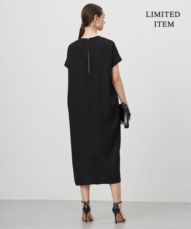 ICB L 【WEB限定・接触冷感・UVケア・速乾・防シワ・洗える】 FluidBackSatin  ワンピース ブラック系