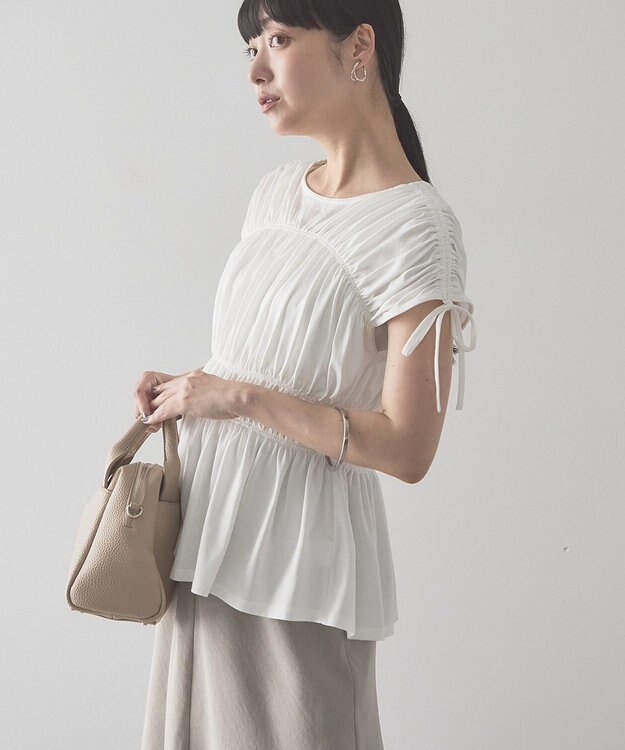 AMERICAN HOLIC 【予約】シャーリングショルダーリボンプルオーバー Off White