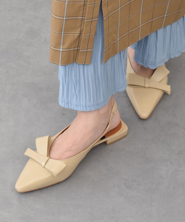 INTER-CHAUSSURES 【ANGEL ALARCON】ポインテッドトウローヒールリボンパンプス ベージュ