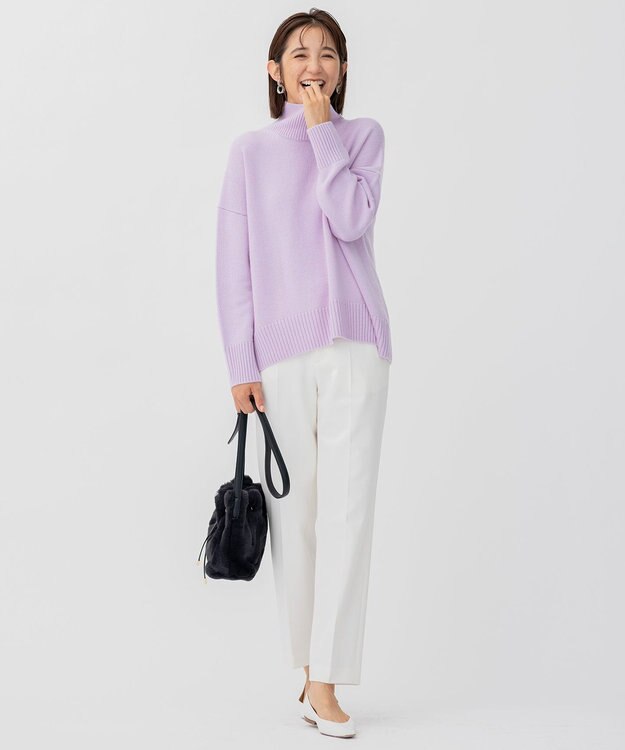 23区 【CLASSY.12月号掲載】TRストレッチギャバ テーパード パンツ アイボリー