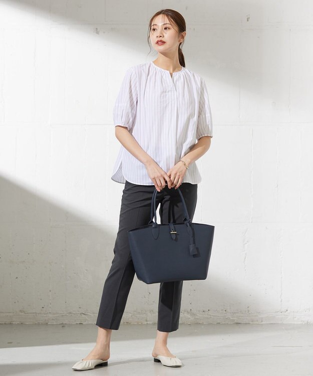 J.PRESS LADIES 【洗える】BEZ空羽ストライプ クルーネック V開き ブラウス ホワイト系1