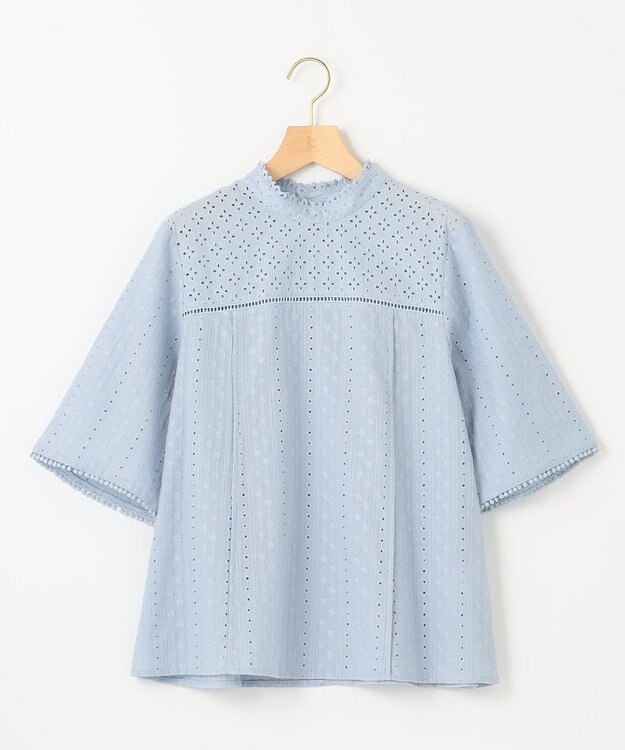 組曲 【WEB限定色あり】エンブロイダリーレース　ハイネック半袖ブラウス 【WEB限定】サックスブルー系9