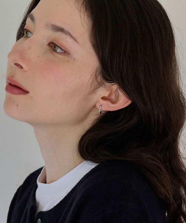 Phoebe 【金属アレルギー対応】ワンタッチライナーオーバルビジューフープピアス　シルバー シルバー