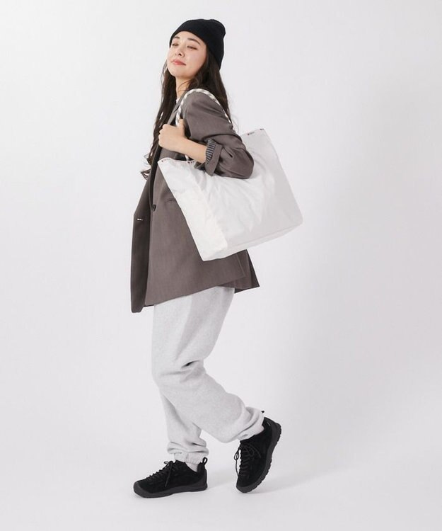 LeSportsac LARGE 2 WAY TOTE/2ウェイディープシーブルーソーホー 2ウェイディープシーブルーソーホー