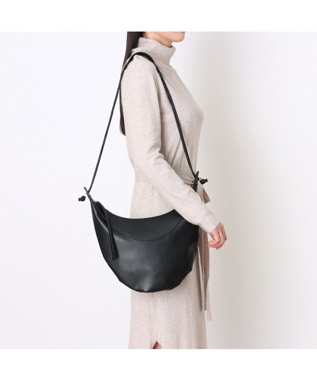 UNBILLION カシュカシュ cachecache / ハーフムーンコードハンドルショルダー ブラック