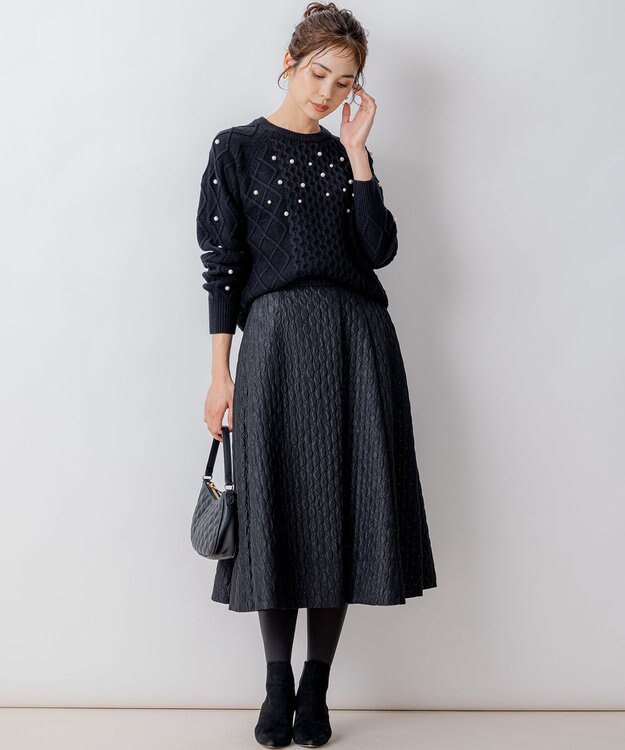 組曲 【WEB限定】パール釦ケーブル ニット ブラック系