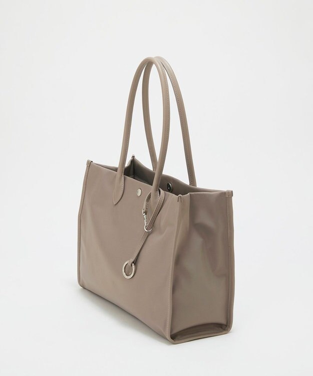 TOPKAPI 【Breath TOPKAPI】PRIM プリム ナイロン スクエア トートバッグ チャーム付き　A4 / 軽量 グレージュ