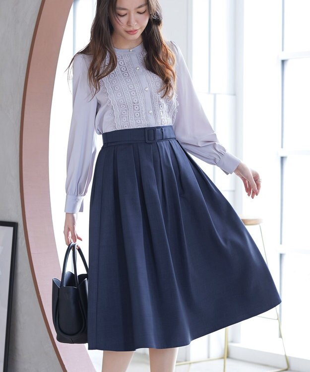 Tiaclasse L ベルト付きフレアスカート ダークブルー