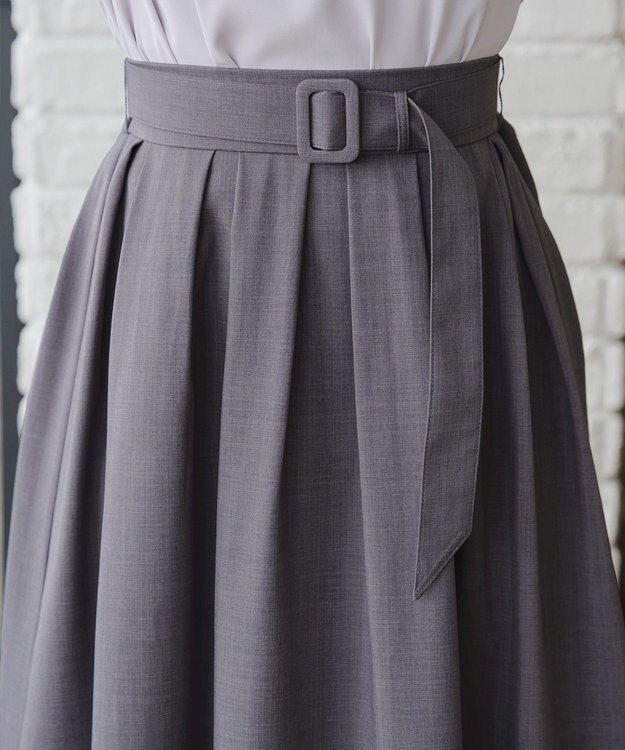 Tiaclasse L ベルト付きフレアスカート チャコールグレー
