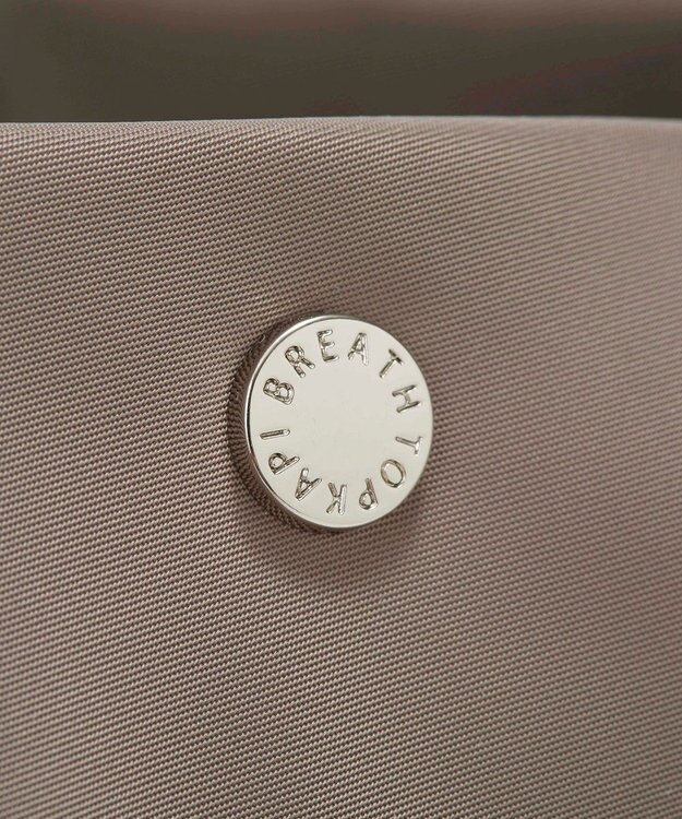 TOPKAPI 【Breath TOPKAPI】PRIM プリム ナイロン スクエア トートバッグ チャーム付き　A4 / 軽量 グレージュ