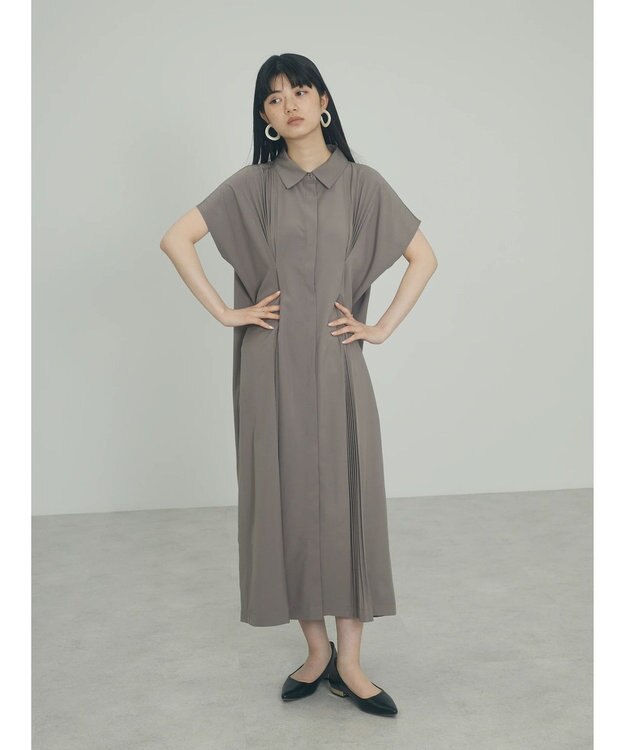 Green Parks ａ．タックプリーツシャツワンピース Gray Beige