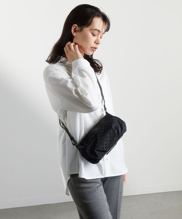 Y'SACCS Polka Dots　タックラウンドポシェット ブラック