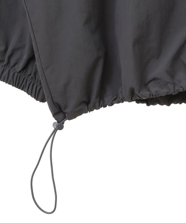 Green Parks ナイロンロゴＶネックプルオーバー Charcoal Gray