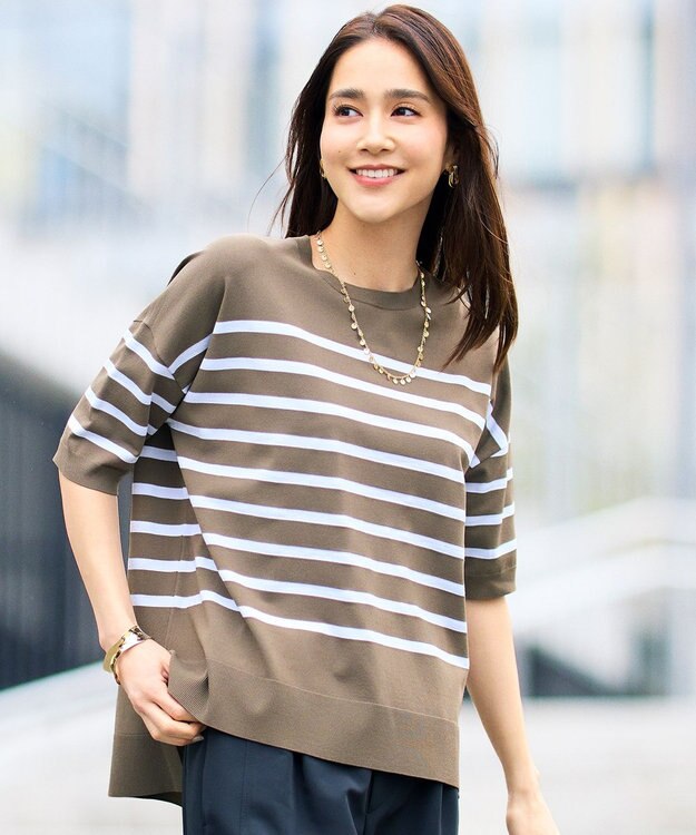 自由区 【カタログ掲載・素材アップデート・新色追加・新柄追加・前後差あり】クレープストレッチプルオーバー ニットⅡ