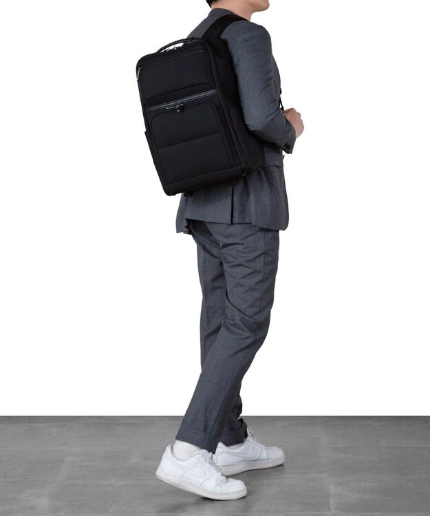 ACE BAGS & LUGGAGE ace. デヴェル ビジネスリュック  B4サイズ 15.6インチPC収納 24L 1050g 2気室 20262 エース ブラック×ネイビー