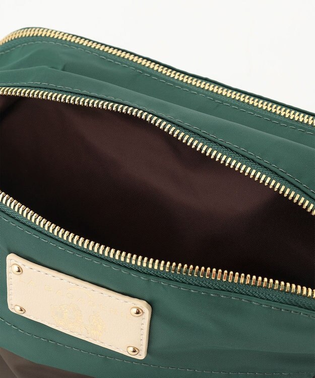 LA BAGAGERIE ウォータープルーフナイロン　スクエアショルダー ダークグリーン